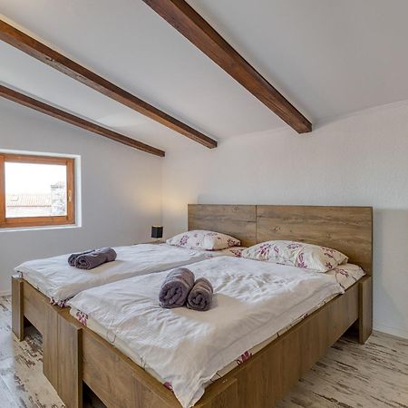 Old Town Apartments In Umag Exterior foto